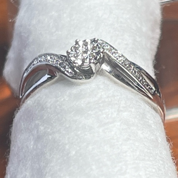 Sterling Silver & Diamond Ring – Size‎ 11.5 - Picture 5 of 10